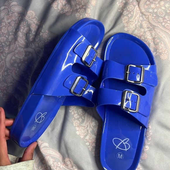 slides - Picture 2 of 2